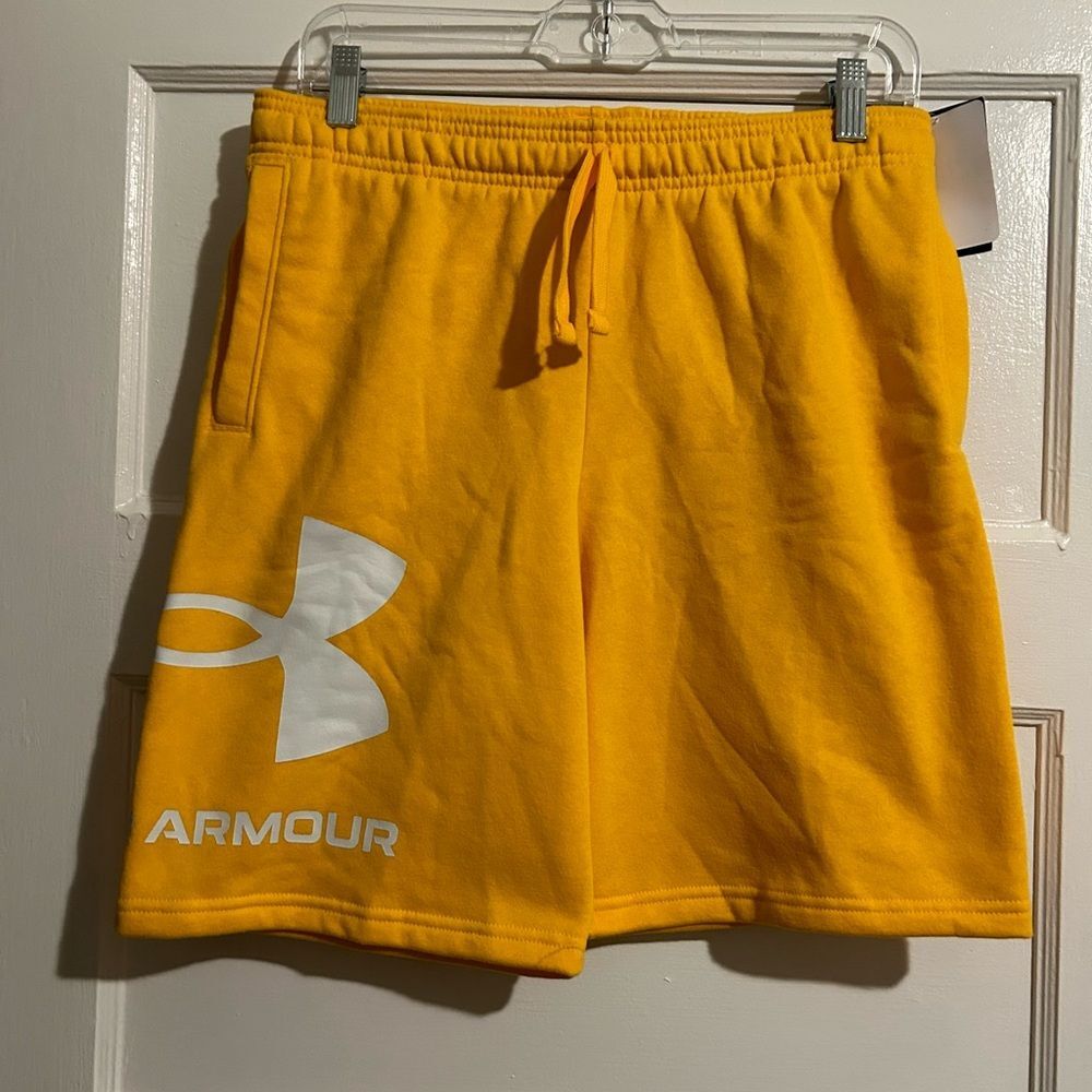 NWT Boys Under Armour Yellow Sweatpants Shorts
